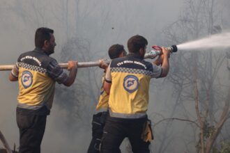 Siria lucha contra el desastre de los incendios por noveno día consecutivo