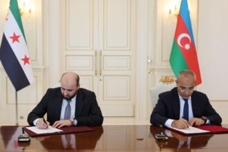 Siria y Azerbaiyán firman documento de cooperación en campos de energía